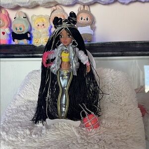 Mermaiz mermaidz Fashion Doll with Long Black Hair and Silver Outfit